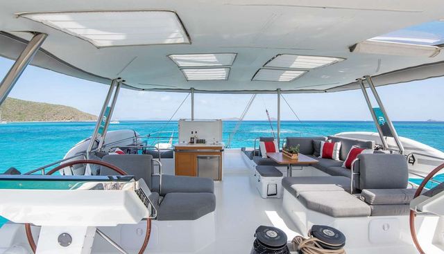 Colibri Yacht 2