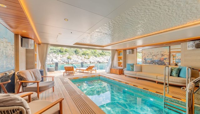 Victorious Yacht 3