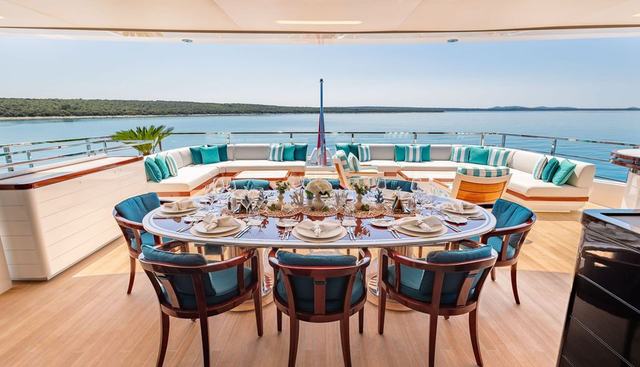 Rose d'Or Yacht 3