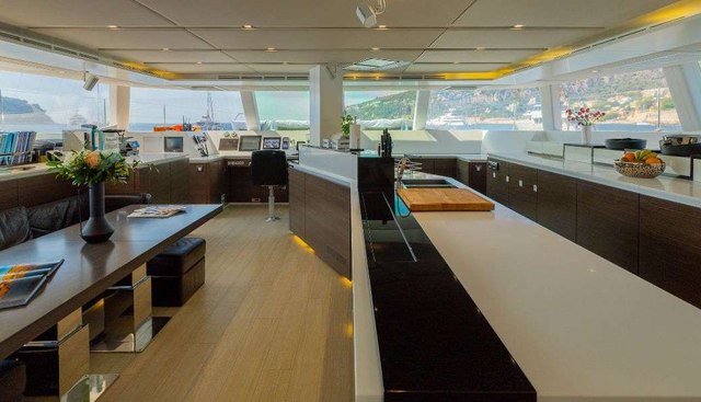 Alkimia Yacht 4