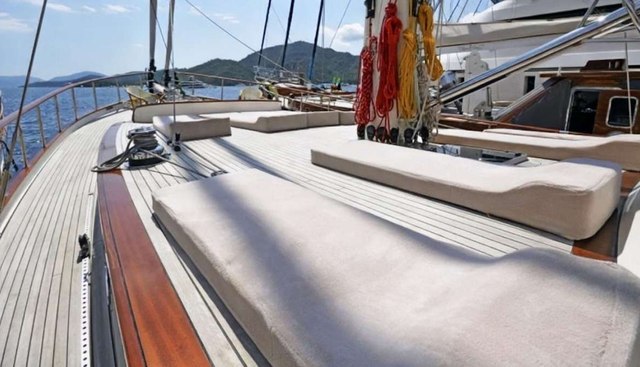CarpeDiem Coral Yacht 3