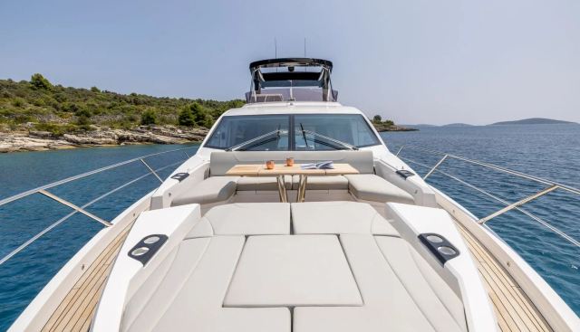 Apollo Yacht 2