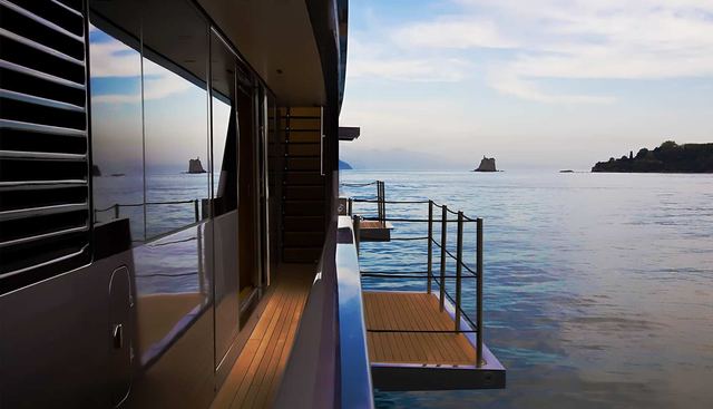 4A Yacht 4