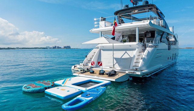 Compass Yacht 5