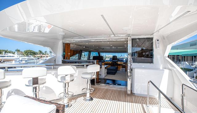 Indigo Yacht 4