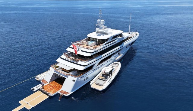 Aelia Yacht 4