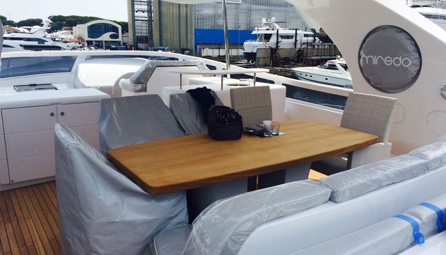 Bivac Yacht 4