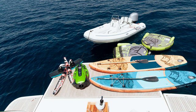 Argo V Yacht 4