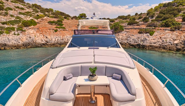 Bon Bon Yacht 2