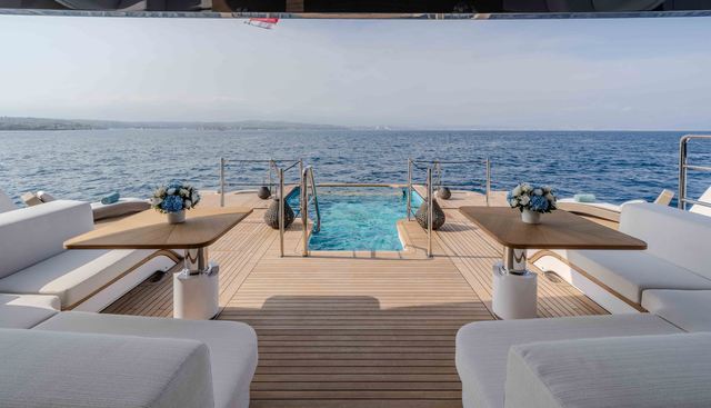 Symmetry Yacht 2