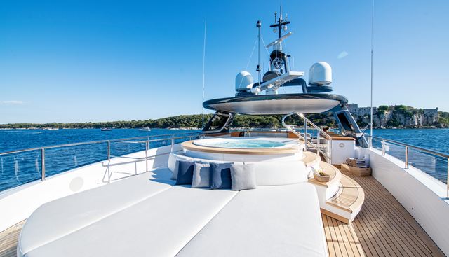 Northern Escape Yacht 2
