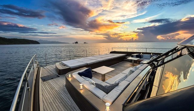 Nauti Nickel Yacht 2