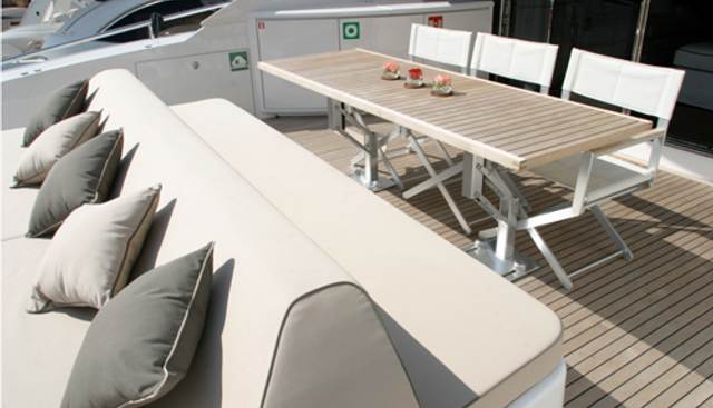 Funky Town Yacht 3