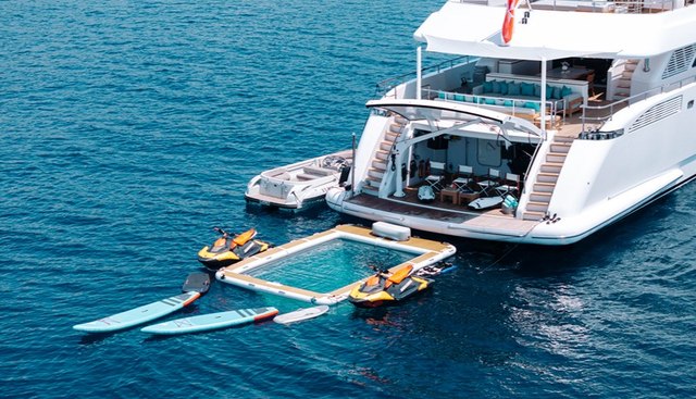 Bon Vivant Yacht 5