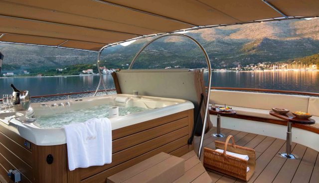 Donna Del Mare Yacht 2