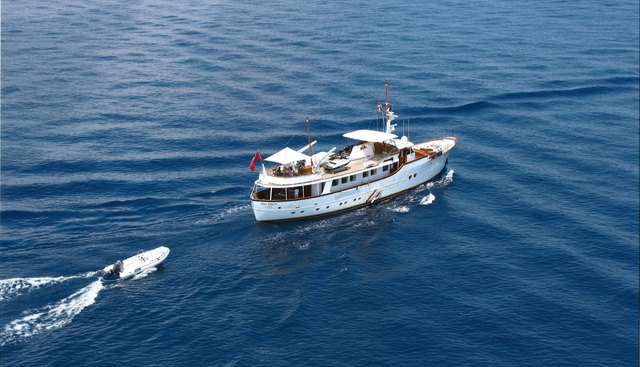 Blue Albacor Charter Yacht - 5