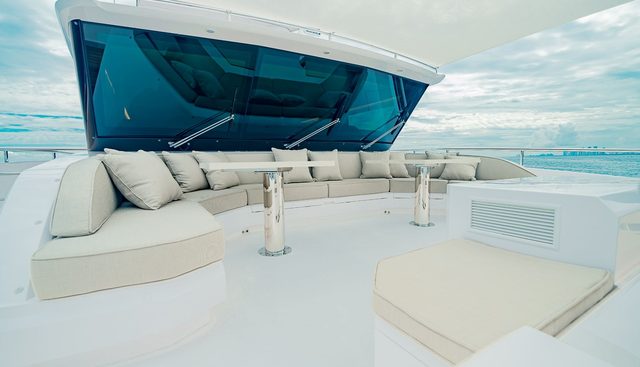 Sea-Renity Yacht 2