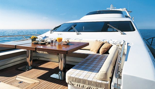 Leonardo Yacht 2