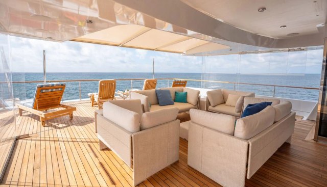 Jubilee Yacht 4