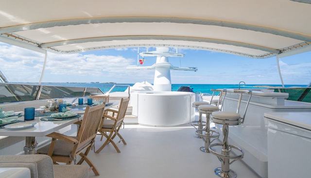 XOXO Yacht 2