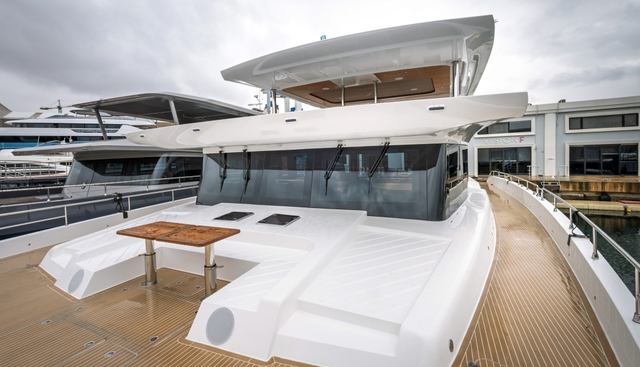 Atraversia Yacht 2