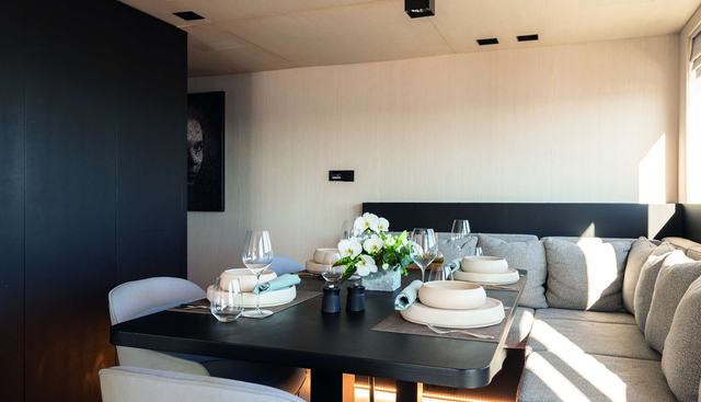 Funky Choice Yacht 5