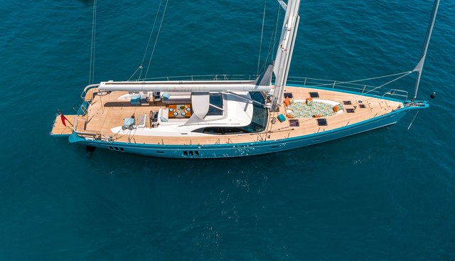 Karibu Yacht 5