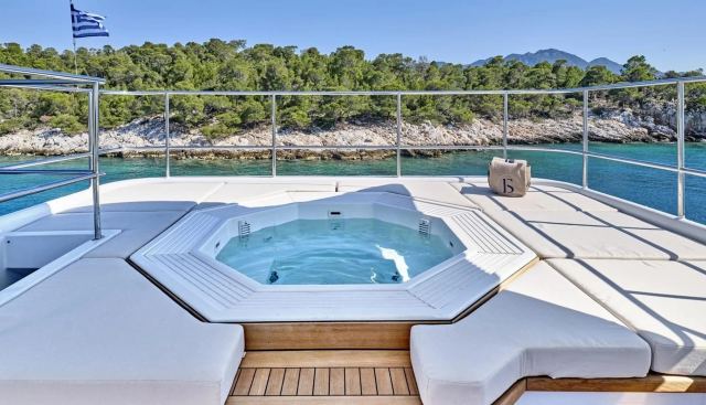 Blue Symphonie Yacht 4