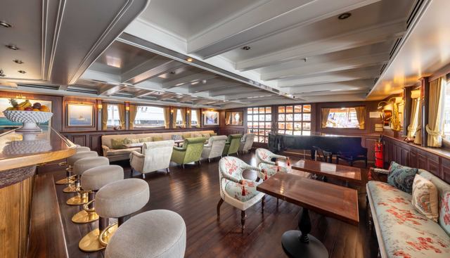 SS Delphine Yacht 5