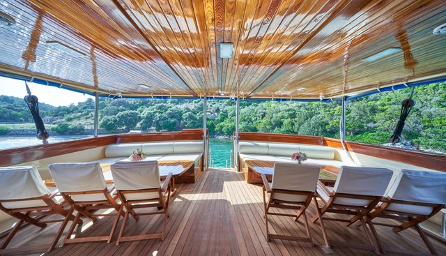Tajna Mora Yacht 3