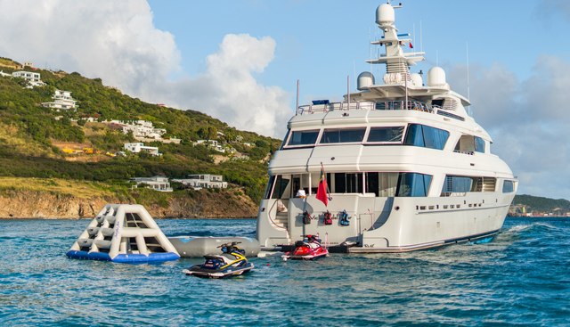 Victoria Del Mar Yacht 5