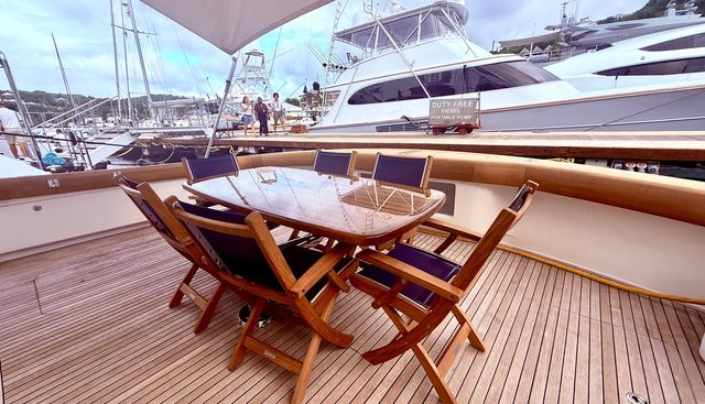 Doc Z Yacht 3