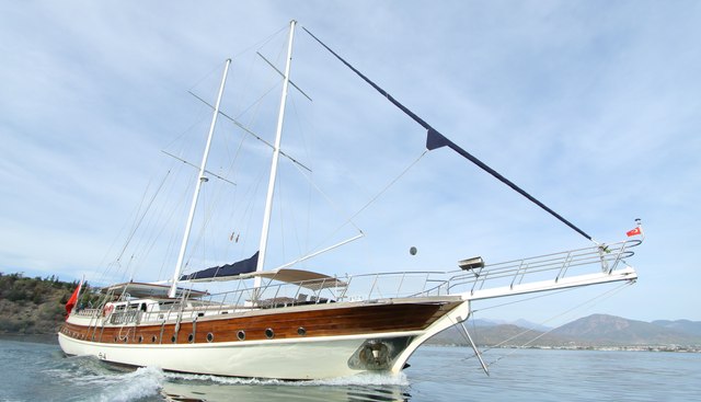 Queen Lila Yacht 5