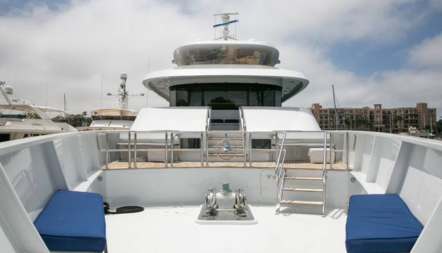 Aurora Yacht 2