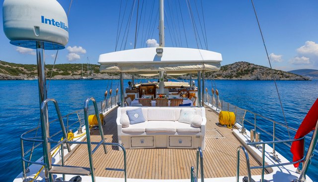 Gazella Yacht 2