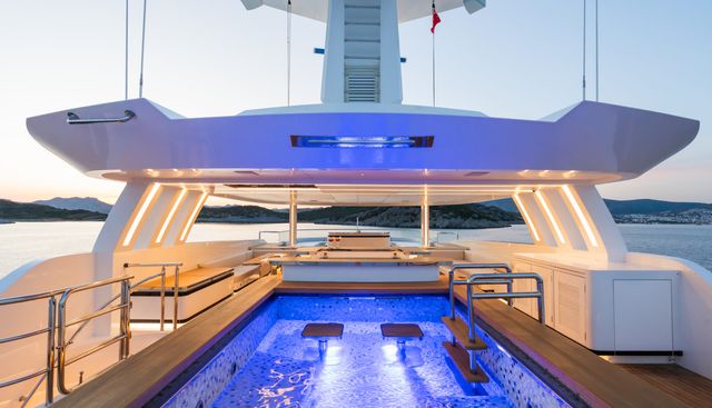 Fortuna Yacht 2