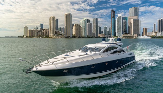 Aquaholic Yacht 2