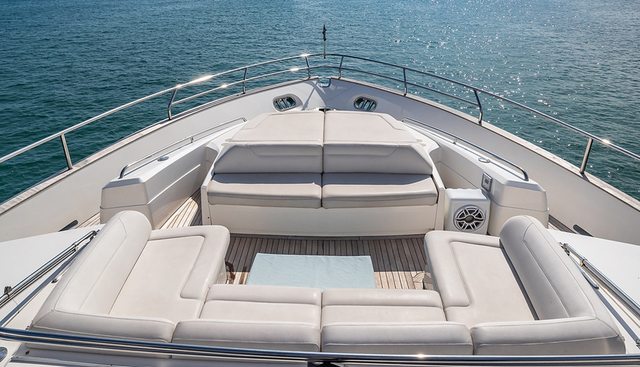 Freedom Yacht 2
