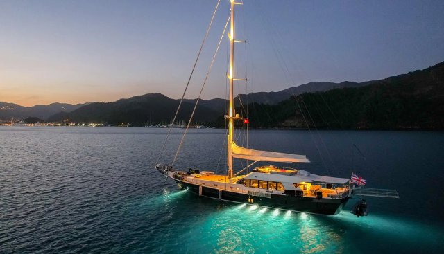 Good Life Yacht 5