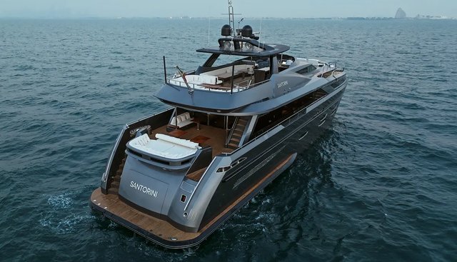 Santorini Yacht 5