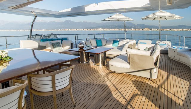 Soy Amor Yacht 4