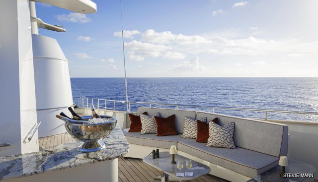 Aqua Lares Yacht 3