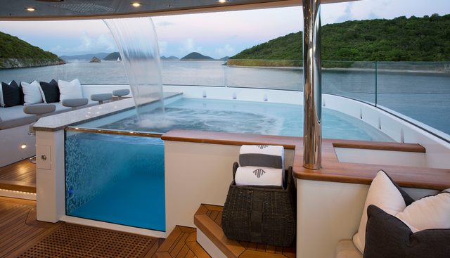 Muchos Mas Yacht 2
