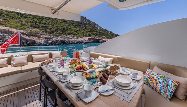 Blade 6 Yacht 3