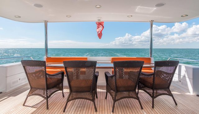 Robin's Nest II Yacht 4