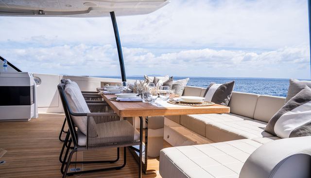 Lady B II Yacht 4