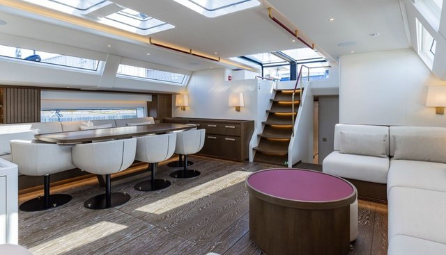 PS5 Playstation Yacht 5