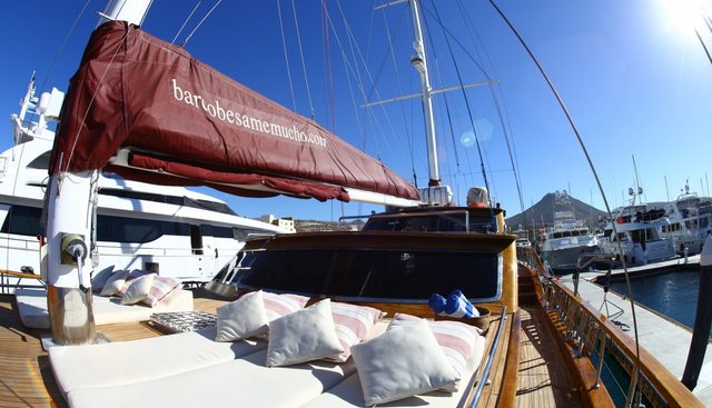 Besame Mucho Charter Yacht - 6