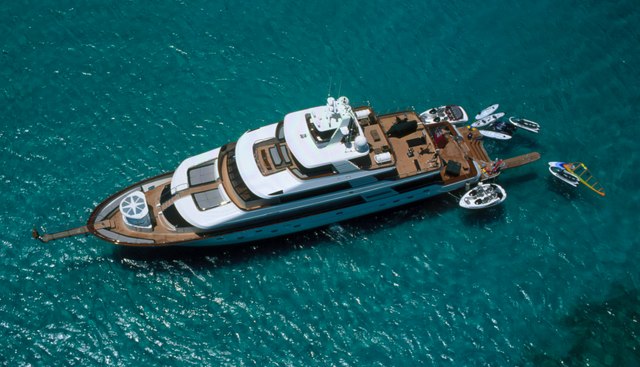 Forty Love Yacht 2