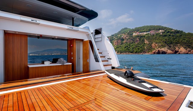 Lady Dia Yacht 5